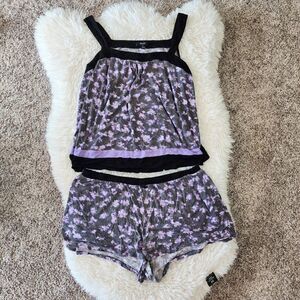 Vera Wang Simply Vera Purple and Black Large Tank Top and Bottom